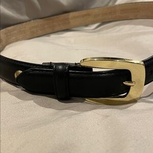 St. John’s Bay Black Leather Belt with Gold Buckle. Small. Cowhide leather.
